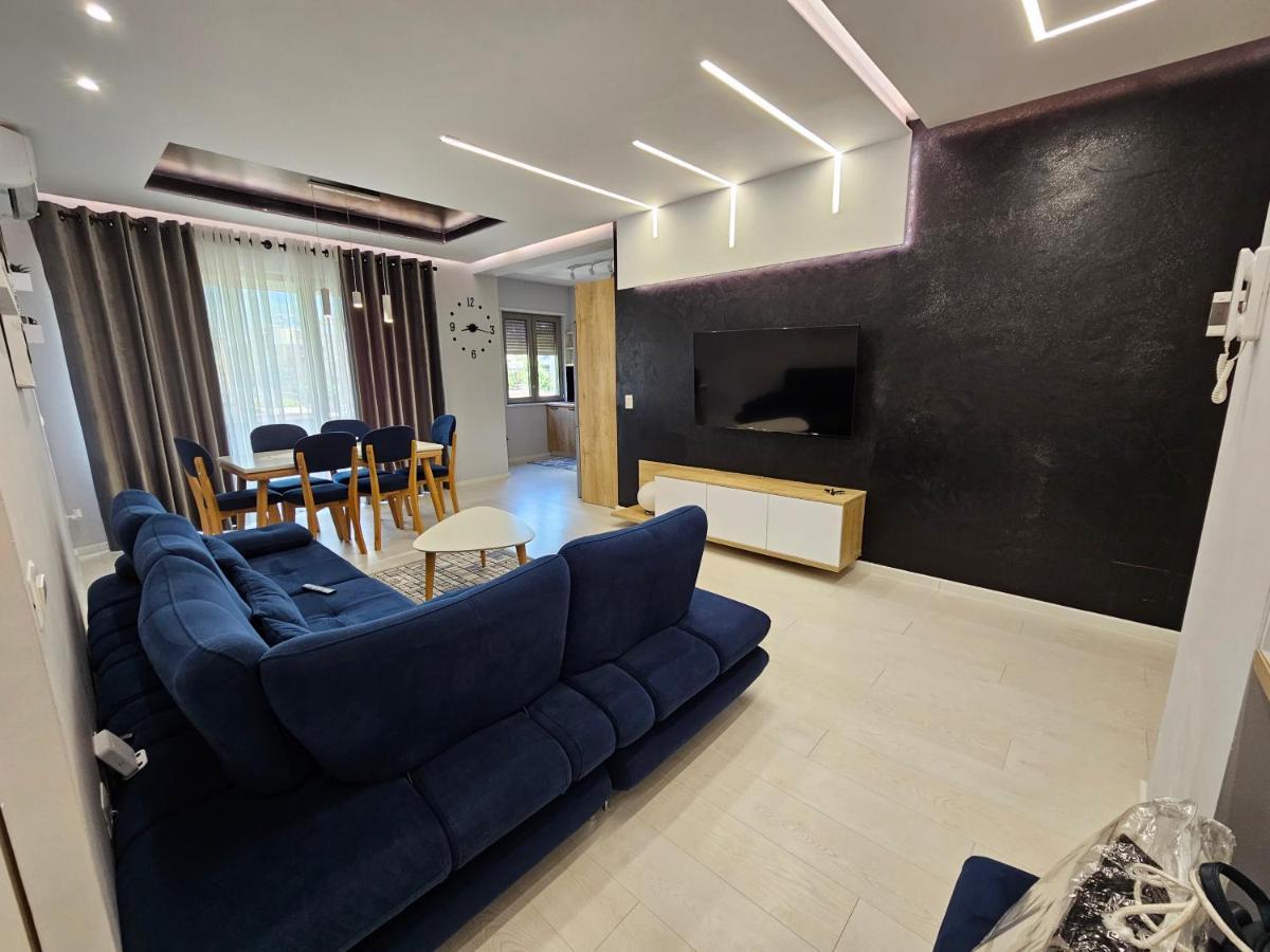 Tower Bridge Apartment Tirana Bagian luar foto